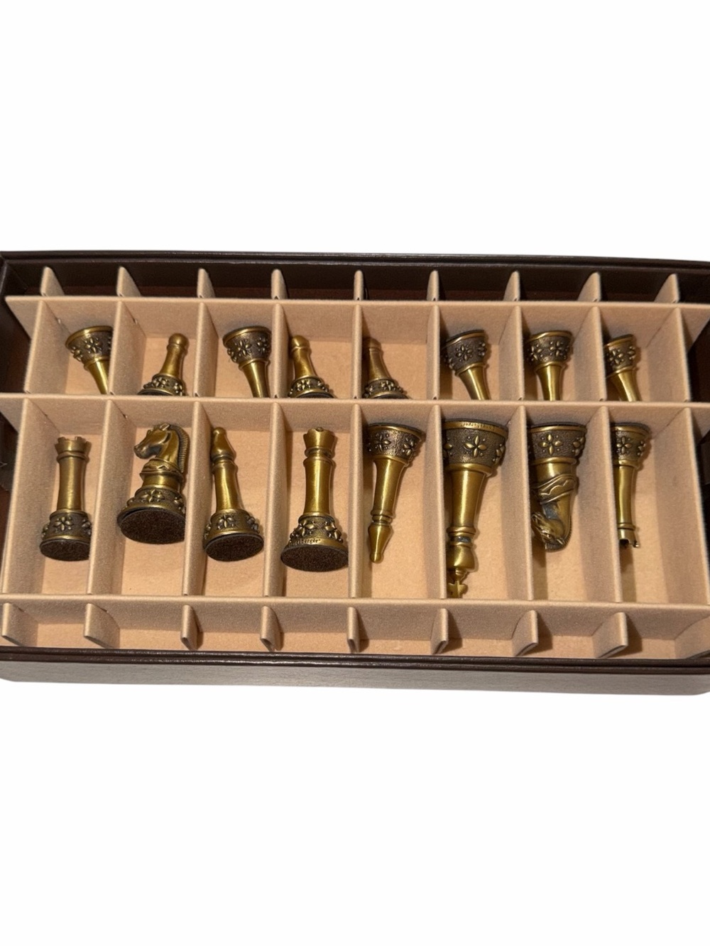 VINTAGE Longaberger Brass Chess Pieces with Tan Felt Tray